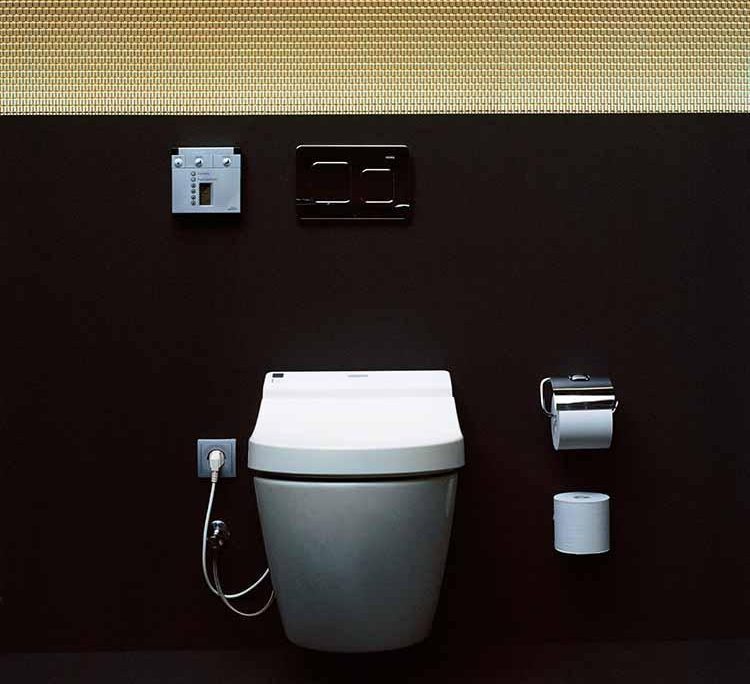 	Những lý do nên chọn nắp bàn cầu điện tử Washlet của TOTO	